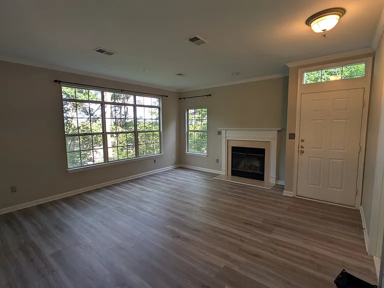 332 Overlook Dr — Photo 6
