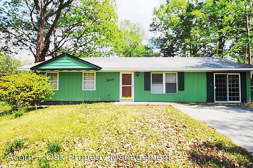 2nd image of 2901 Sprucewood Dr