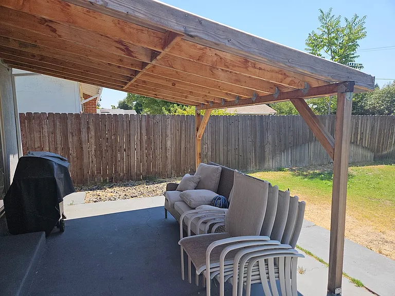 2341 Jonquil Way — Photo 19