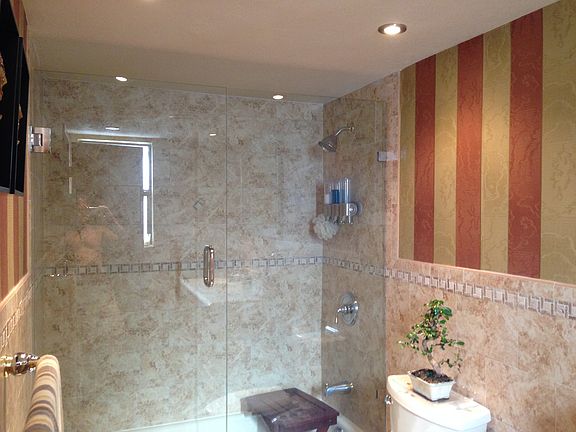 5th image of 1800 Collins Ave APT 7A