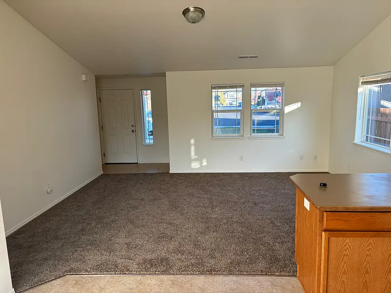 790 NW Green Forest Cir — Photo 6