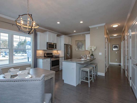 2nd image of 46 Scenic Dr #22