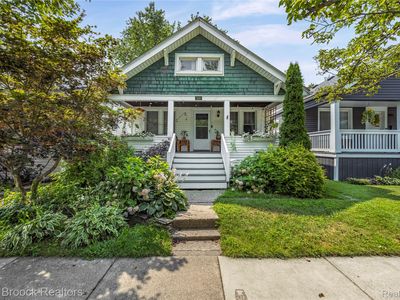 330 E Cambourne St, Ferndale, MI, 48220
