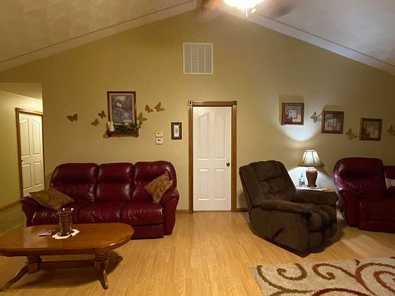 5th image of 193 Memory Ln