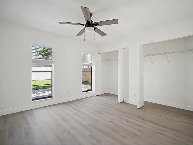 1218 Lornewood Dr — Photo 15