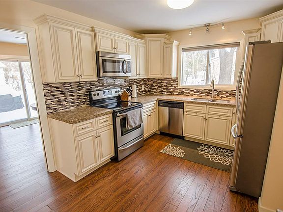 4th image of 2213 Wilmington Dr