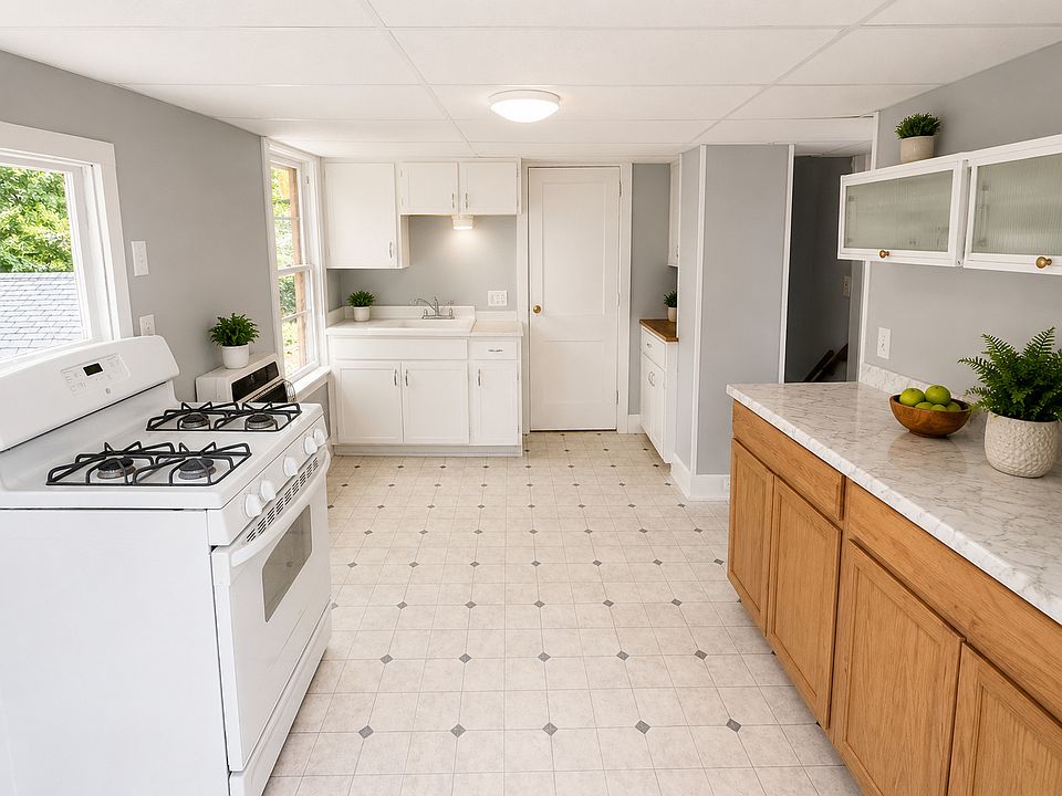 1st image of 306 Dehart Ave #2
