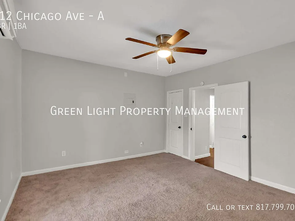 412 Chicago Ave #A