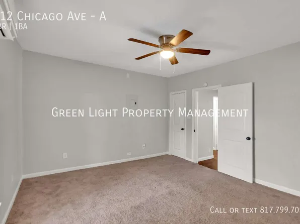 412 Chicago Ave APT A, Fort Worth, TX 76103