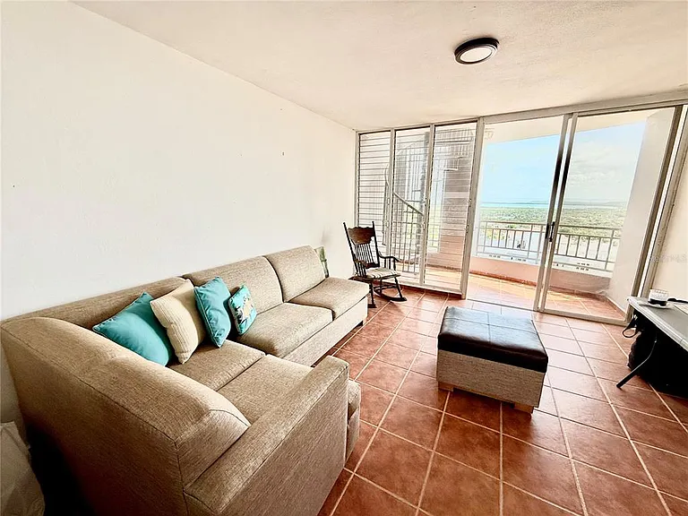 PH-7 La Costa Apts #H-7 — Photo 11