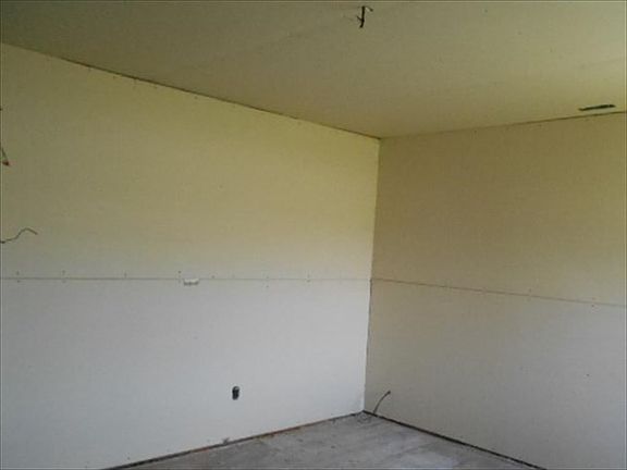 5th image of 7415 W 10400 N