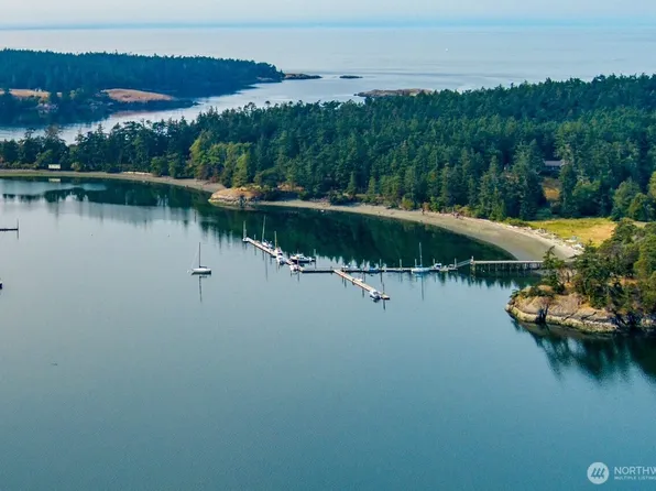 68 Bryn Mawr Avenue #A, Lopez Island, WA 98261