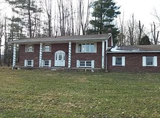 4067 Bayard Rd, Homeworth, OH 44634