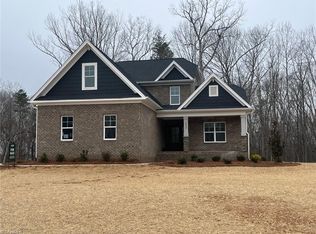 4029 Estate Dr, Lewisville, NC 27023