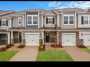 324 Sudduth Farms Dr, Greer, SC 29650