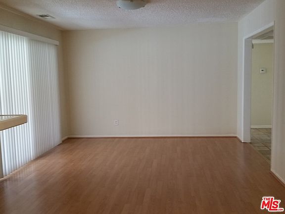 5th image of 523 N Louise St APT 2
