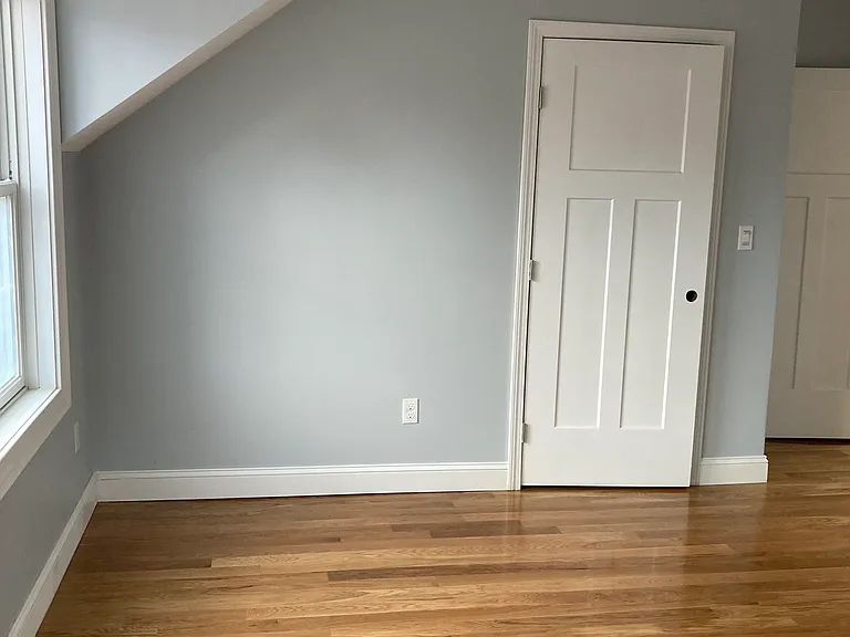 266 Pleasant St #2 — Photo 11
