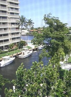1st image of 3101 NE 47th Ct APT 408