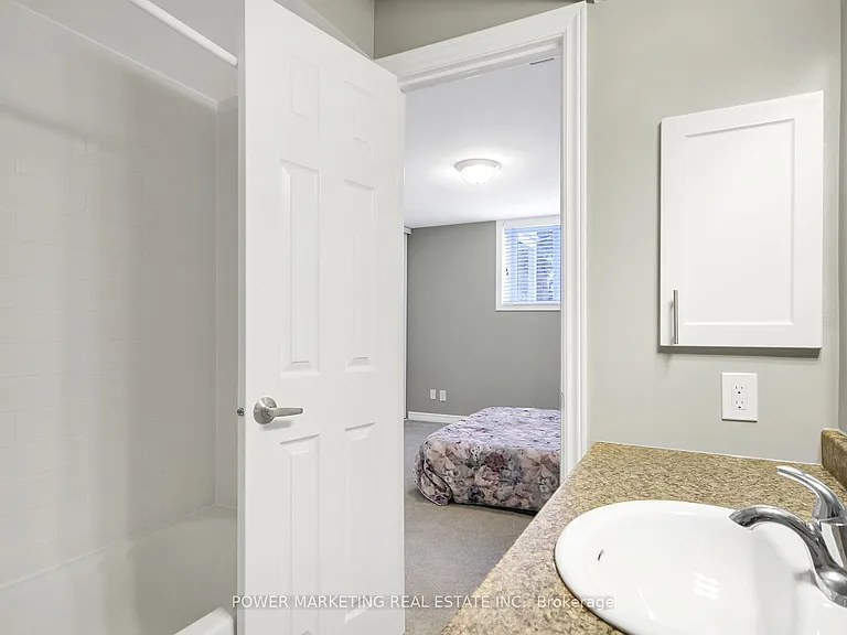 45 Waterbridge Dr — Photo 27