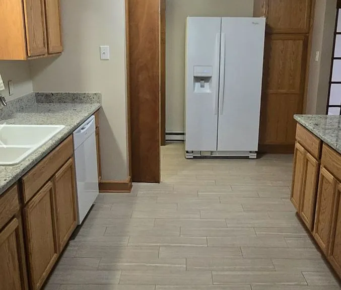8343 Lakedale Cir — Photo 11