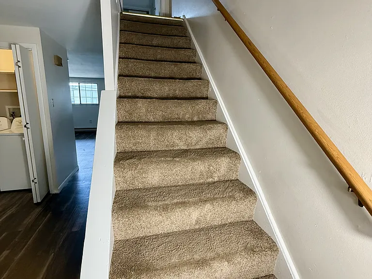 230 W Madison St #3 — Photo 11