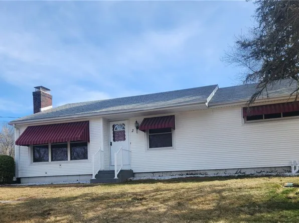 2 Prescott Ave, Johnston, RI 02919
