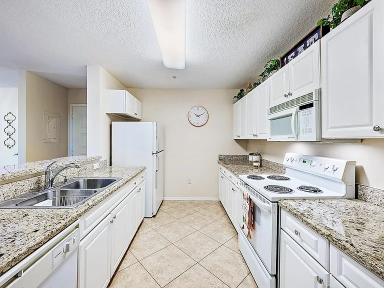 1200 Town Center Dr #225 — Photo 9