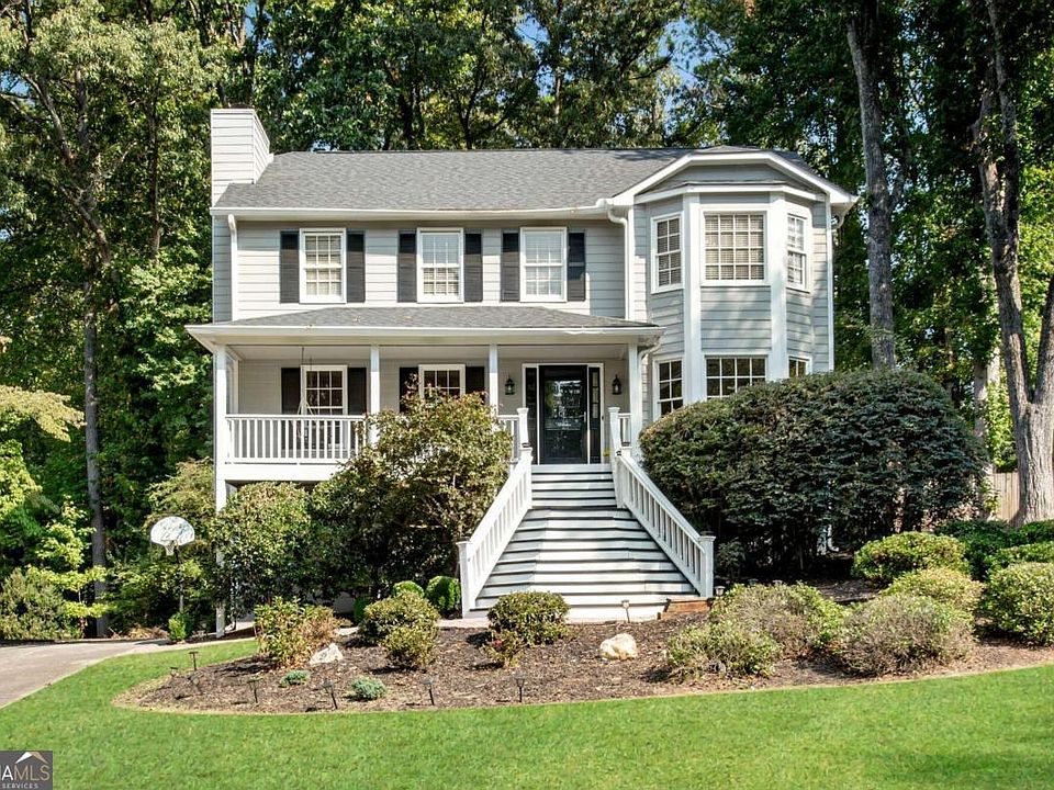 1st image of 2651 Forest Way NE