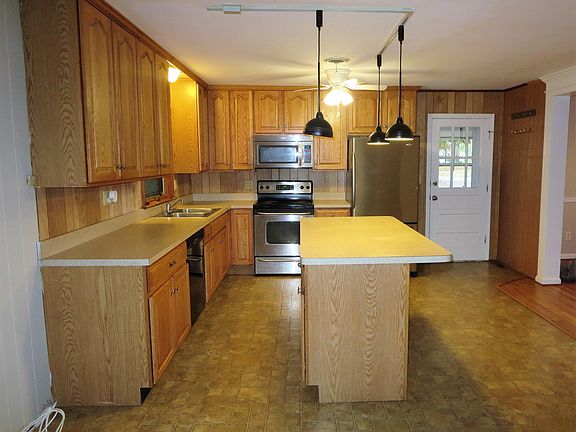 3rd image of 3 Westmoreland Pl