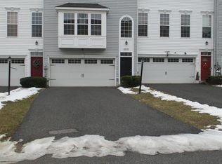 10351 Lantern Ln, Hagerstown, MD 21740