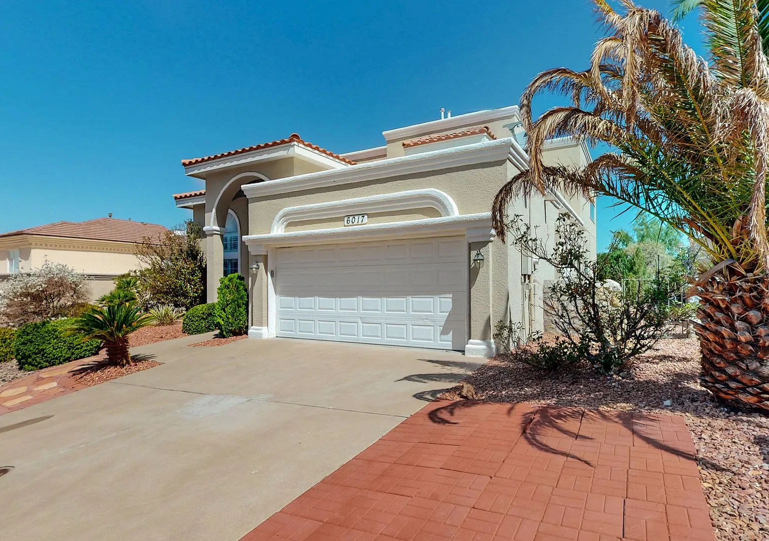 Stunning 4 bedroom, 3 bath home in West El Paso! — Photo 1