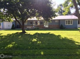 201 S Pine St, Lamoni, IA 50140