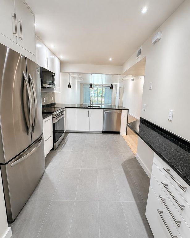 4030 W Palm Aire Drive #206, photo 6