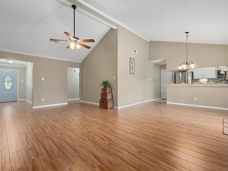 6602 Montauk Dr — Photo 15