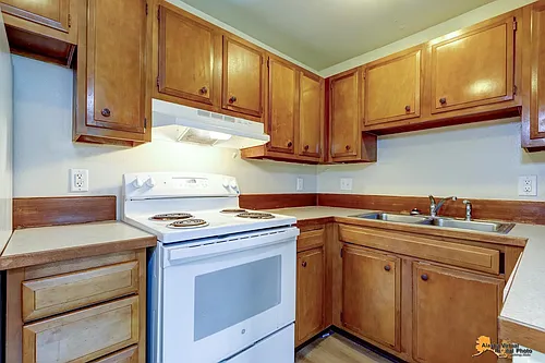 1462 W 26th Ave #19 Photo 1