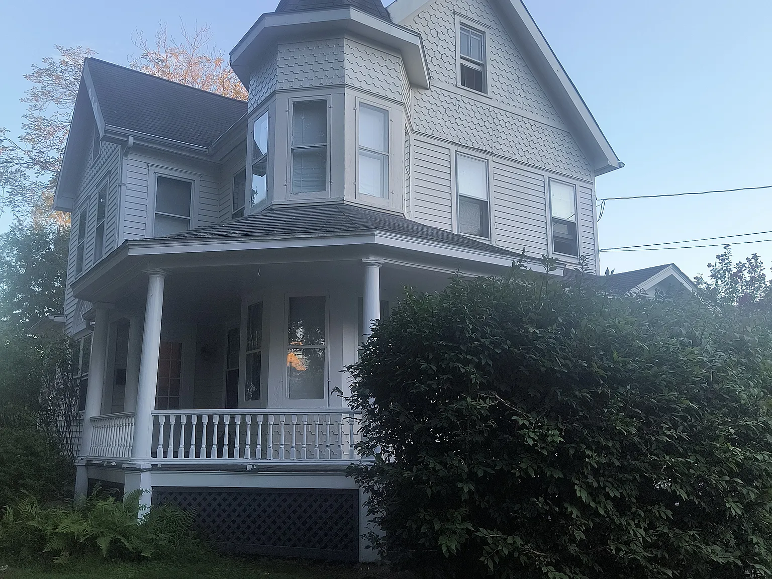 28 Richmond Hill Rd — Photo 2