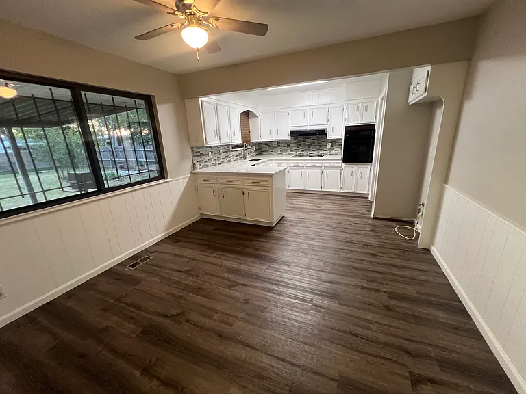 4852 S 67th East Ave — Photo 6
