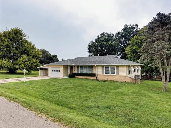 1412 N Main St, Bosworth, MO 64633