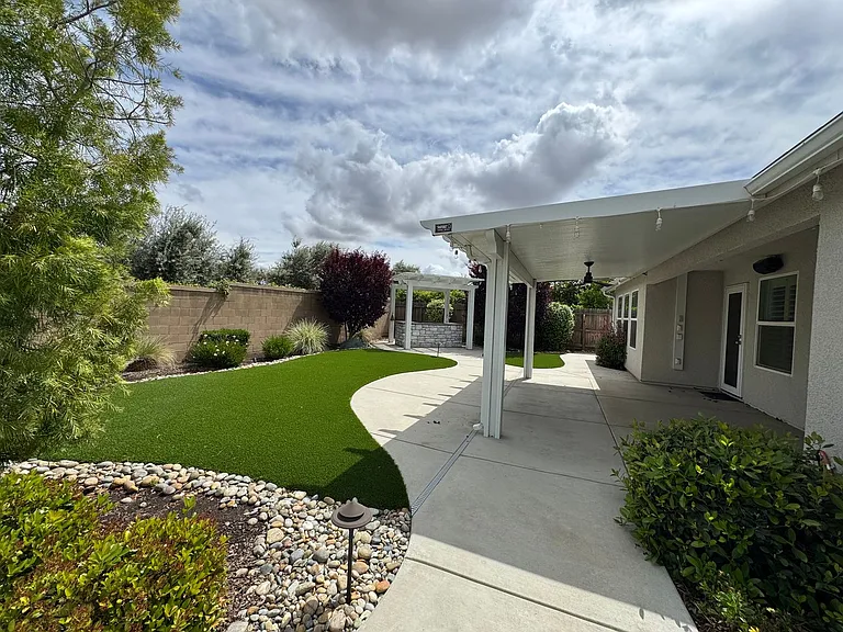 493 S Crescent Ln — Photo 23
