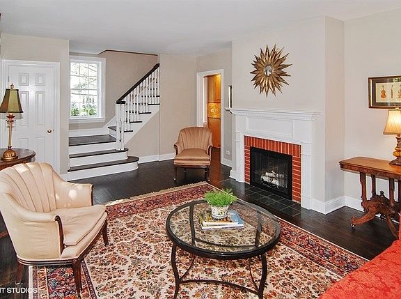 3rd image of 4011 Woodland Ave