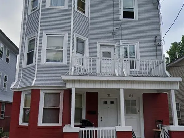 69 Glenham St, Providence, RI 02907