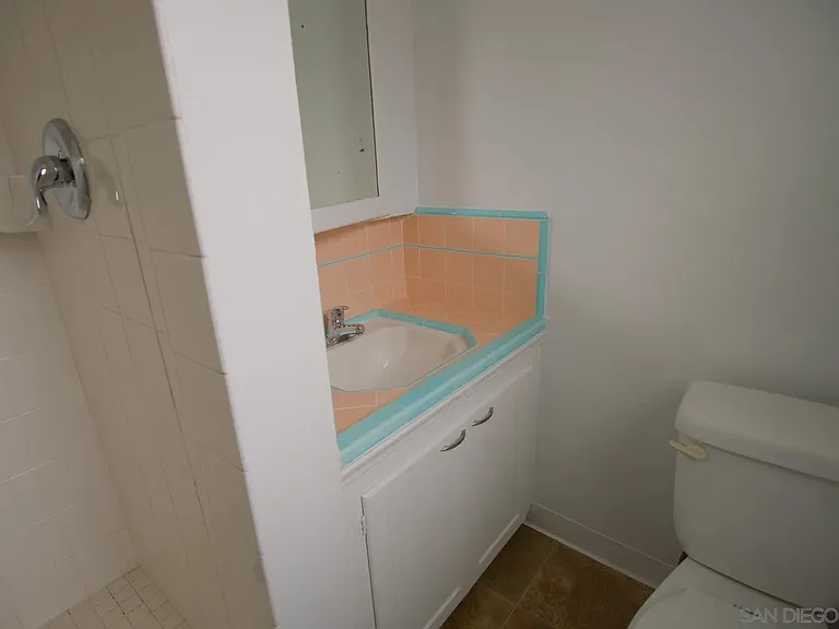 170 Garrett Ave — Photo 17