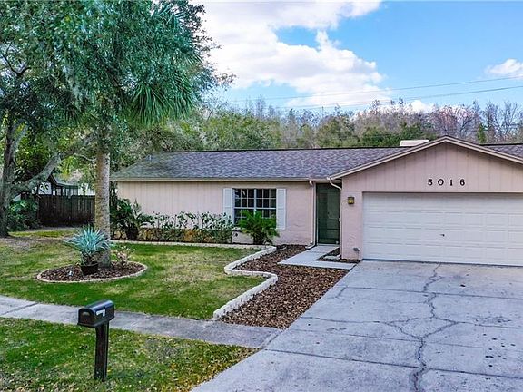 3rd image of 5016 Oakshire Dr