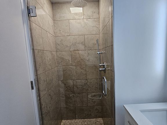 3rd image of 900 N Lake Shore Dr APT 1003