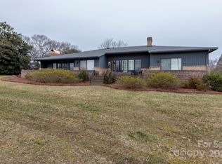 404 Downing Dr, Kings Mountain, NC 28086