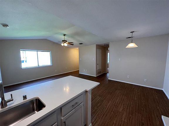 4th image of 12302 Alderbrook Dr #B