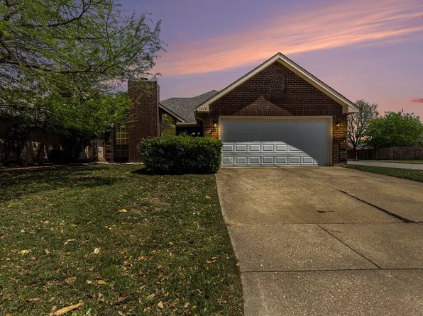 4272 Maryanne Pl, Haltom City, TX 76137