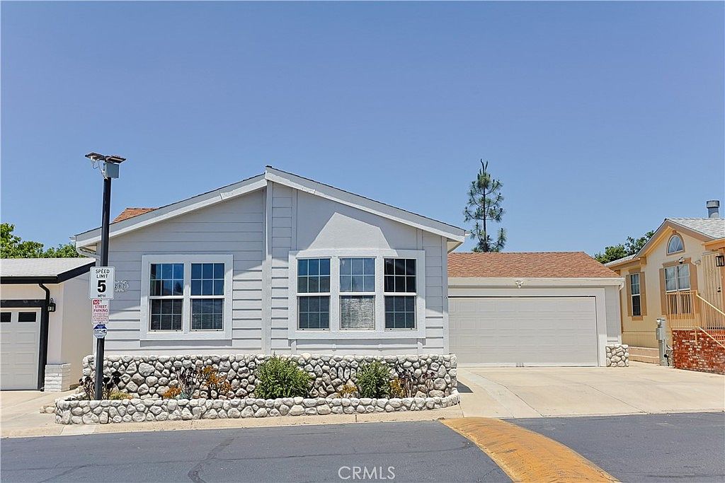 23301 Ridge Rte #207, Laguna Hills — photo 1
