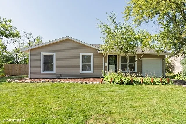 1152 S Glenn Trl photo 1