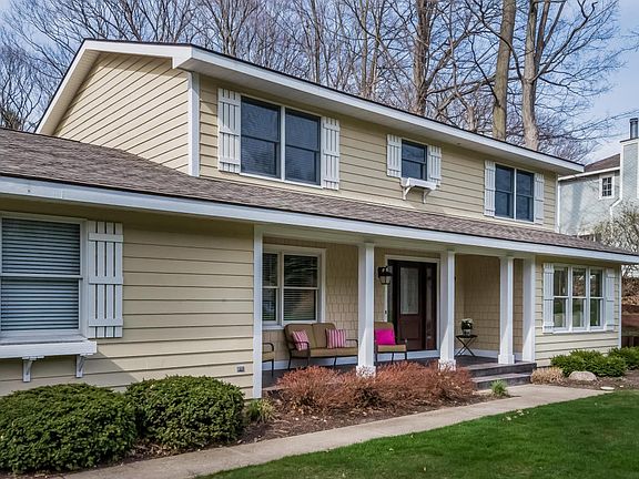 4th image of 17433 Beech Hill Dr